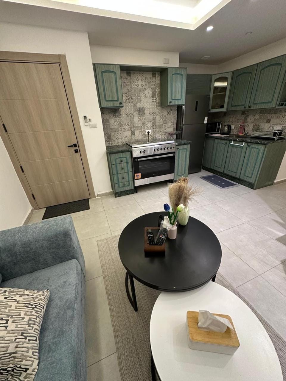 Kitchen or kitchenette, Living room, kitchen, kitchen