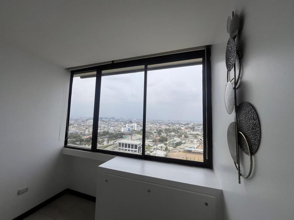 Apartment in Puerto Santa Ana with parking Apartment in Quito