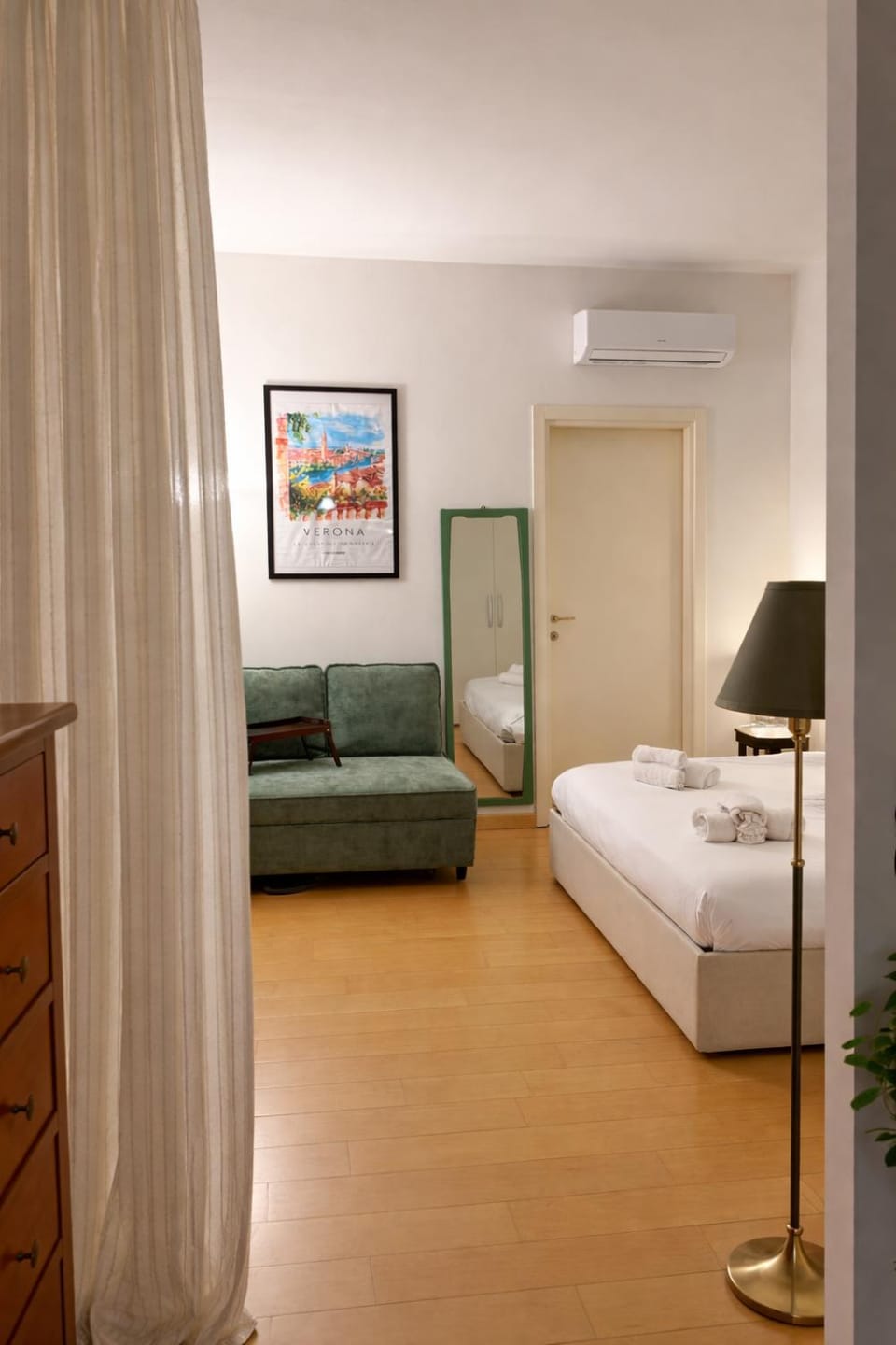 The Italian House Club Apartment in Verona