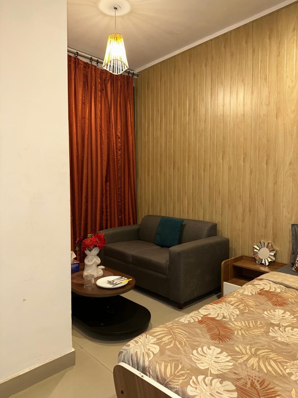 Qutub view point at The oshu at the qutub Apartment in New Delhi