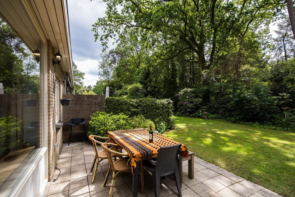 Heerlijk knus vakantiehuisje in het bos House in Gelderland, Netherlands
