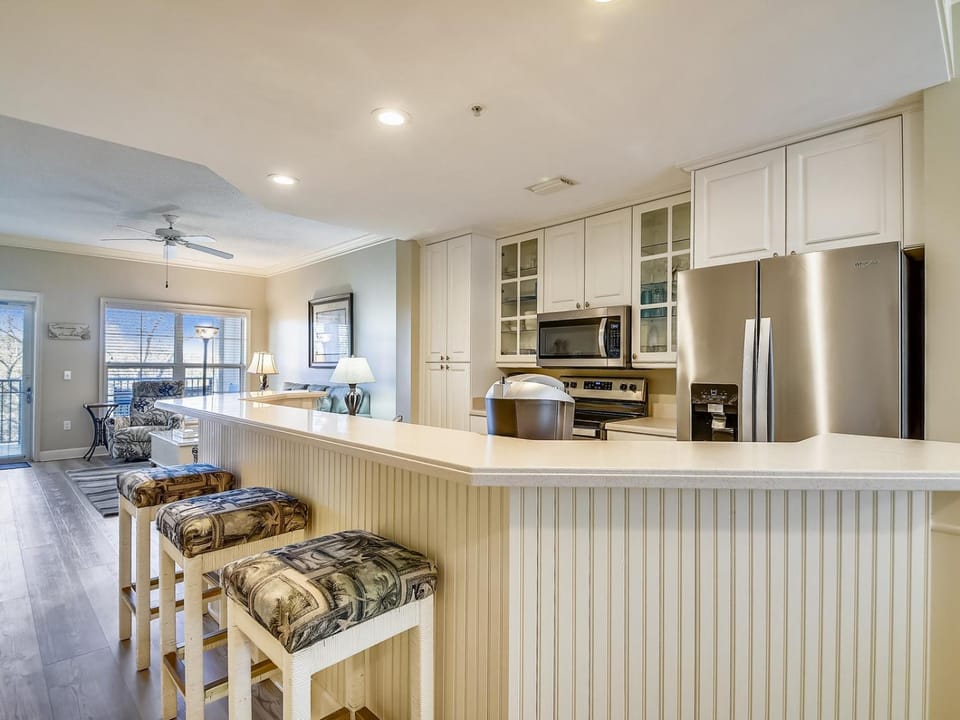 304 North Shore Place House in North Forest Beach