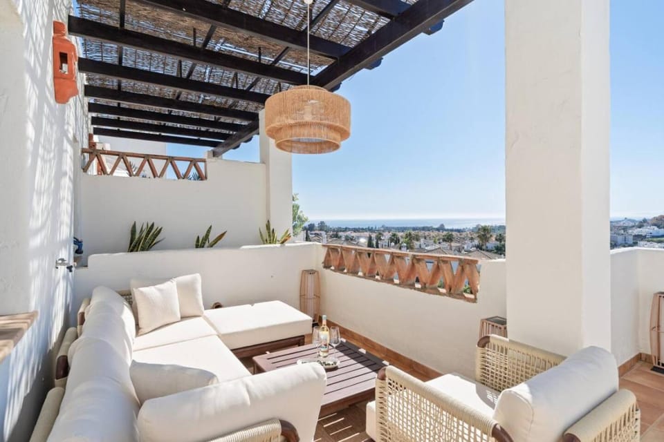 Day, View (from property/room), Balcony/Terrace, Balcony/Terrace, Seating area, Sea view, Sea view