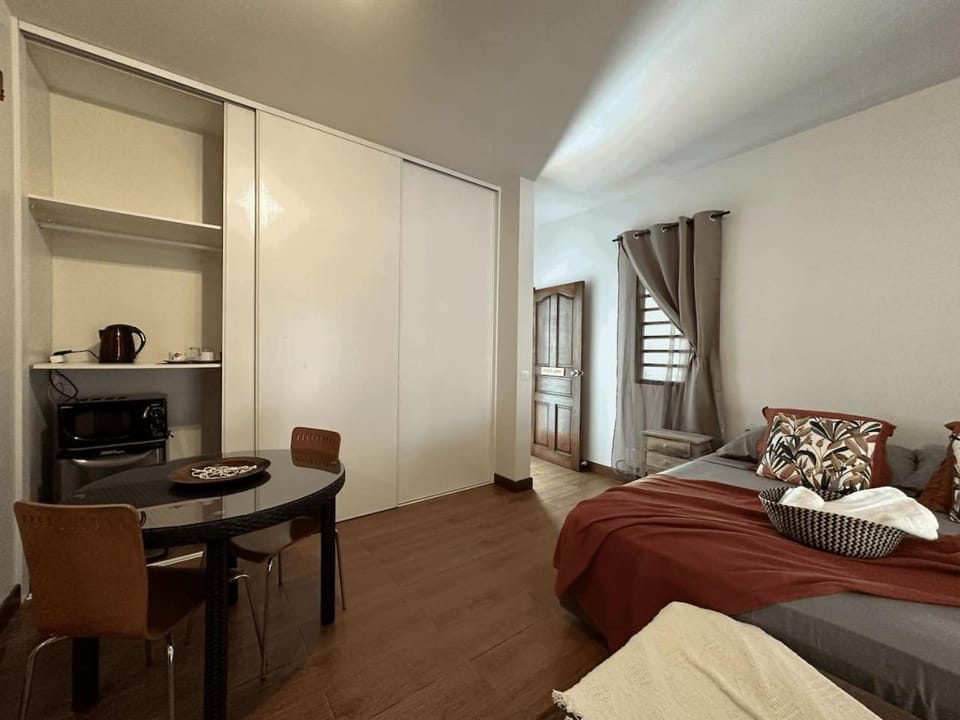 Painapo Private Suite House in Pape'ete