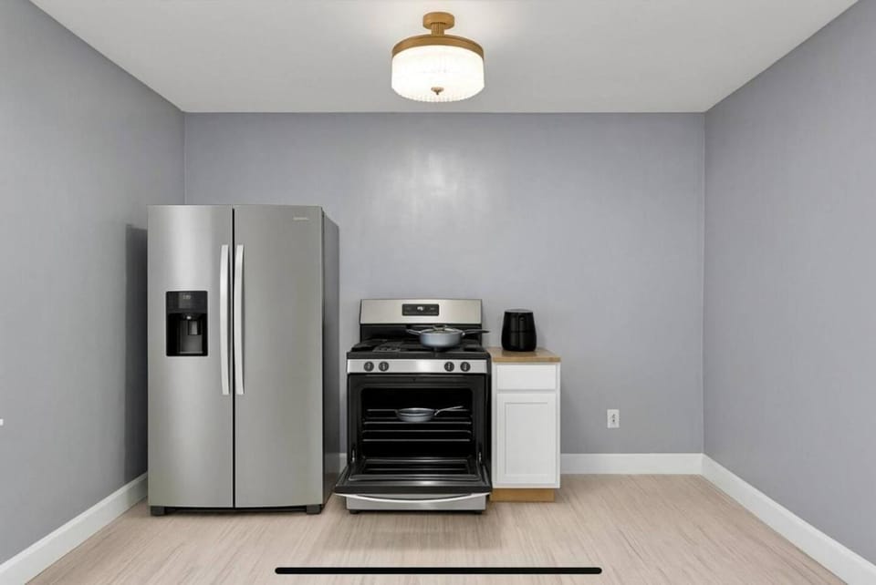 Buffalo 3BR Apt Apartment in New York