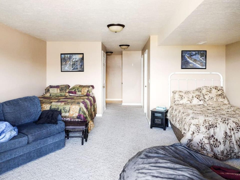 Lakeview Condo 871 3 House in Garden City