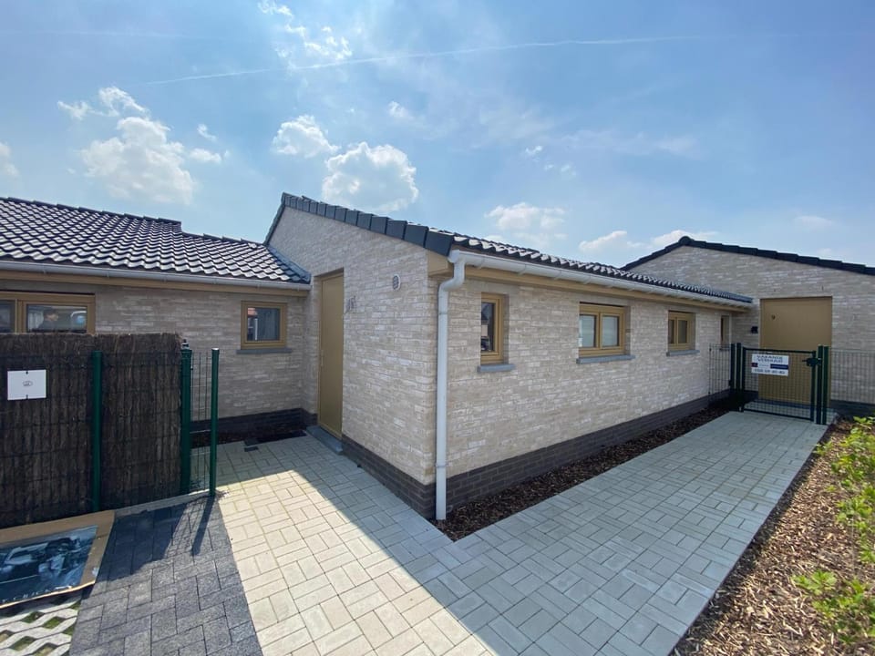 Property building, Summer