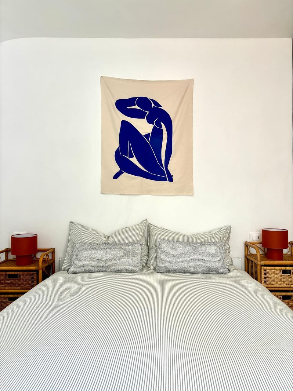 Bed, Decorative detail, Bedroom