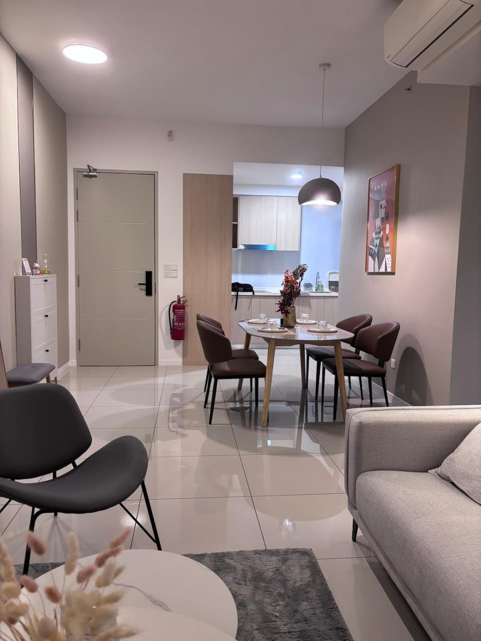 Southplace Subang with Lake Park View Apartment in Subang Jaya