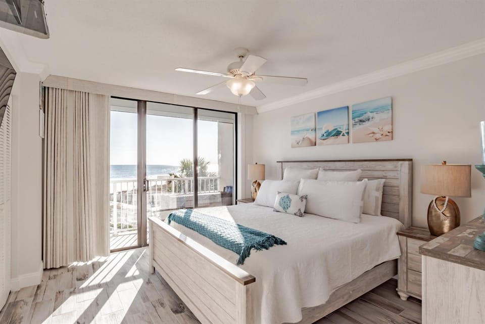 Breathtaking views of the Gulf Apartment in Orange Beach