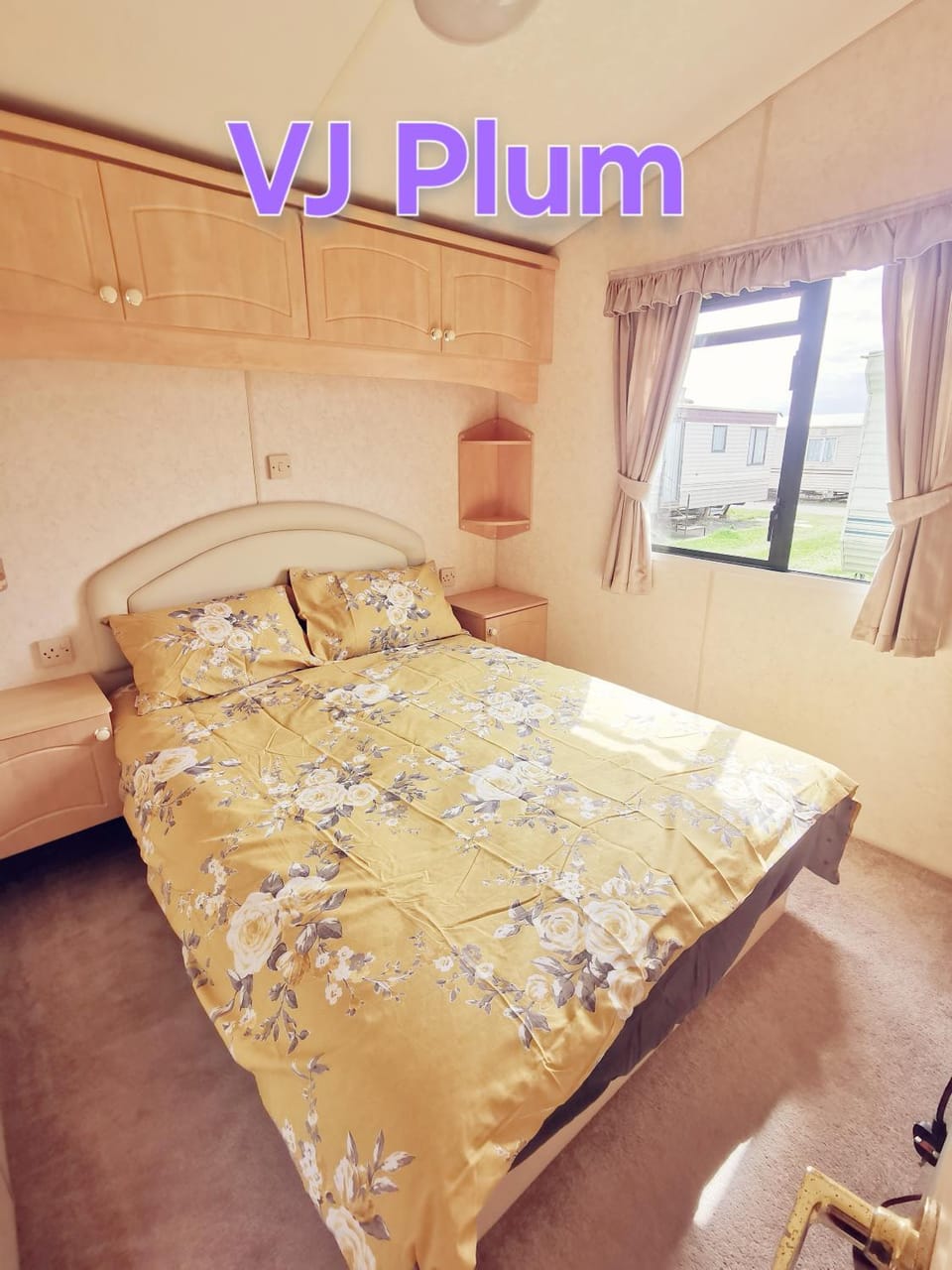VJ Plum a 2 bed 6 berth luxury static caravan, bedding Included, on Coral Beach in Ingoldmells House in Ingoldmells