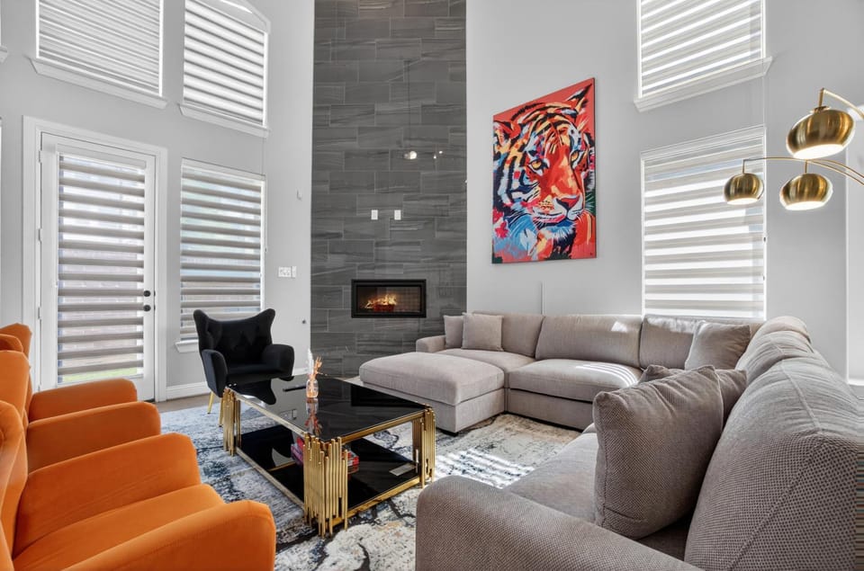 Living room, Seating area