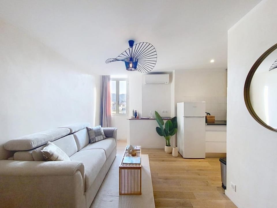 Elegant Apartment in Central Cannes Apartment in Cannes