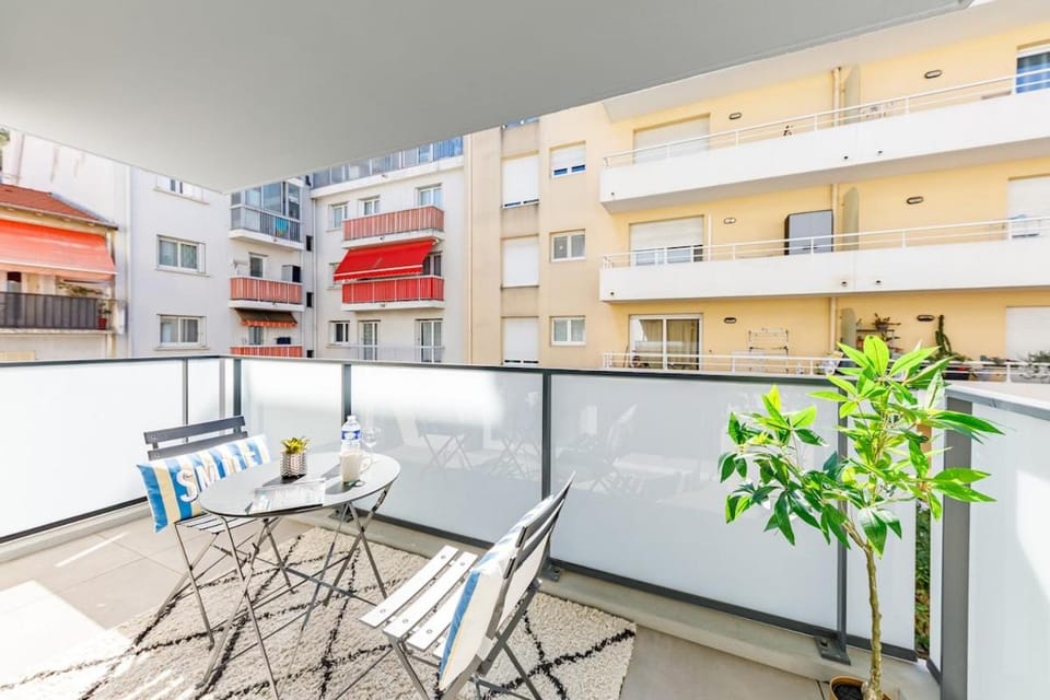 Lumineux T2 Avec balcon, Netflix à Nice Apartment in Nice