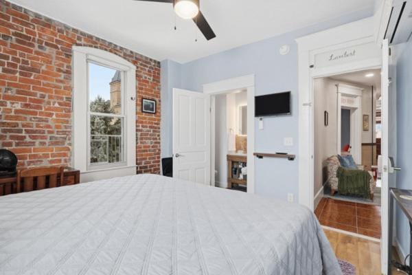 Tipton, IN Hotel-downtown w/ private bed/bathroom Hotel in Tipton