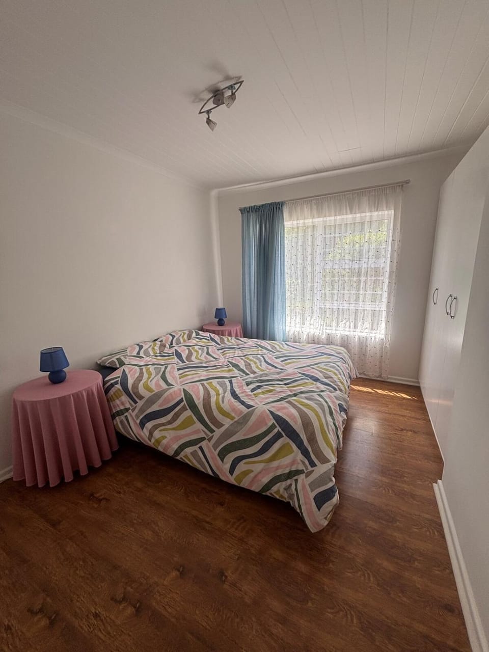 Golden Glow Getaway - Wilderness House in Western Cape