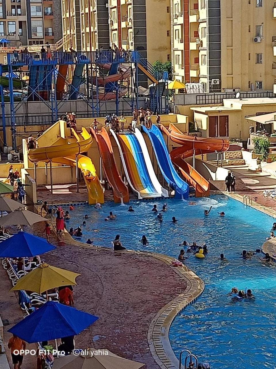 Day, People, Children play ground, Aqua park, Evening entertainment, Pool view, Swimming pool, Swimming pool, group of guests, sunbed