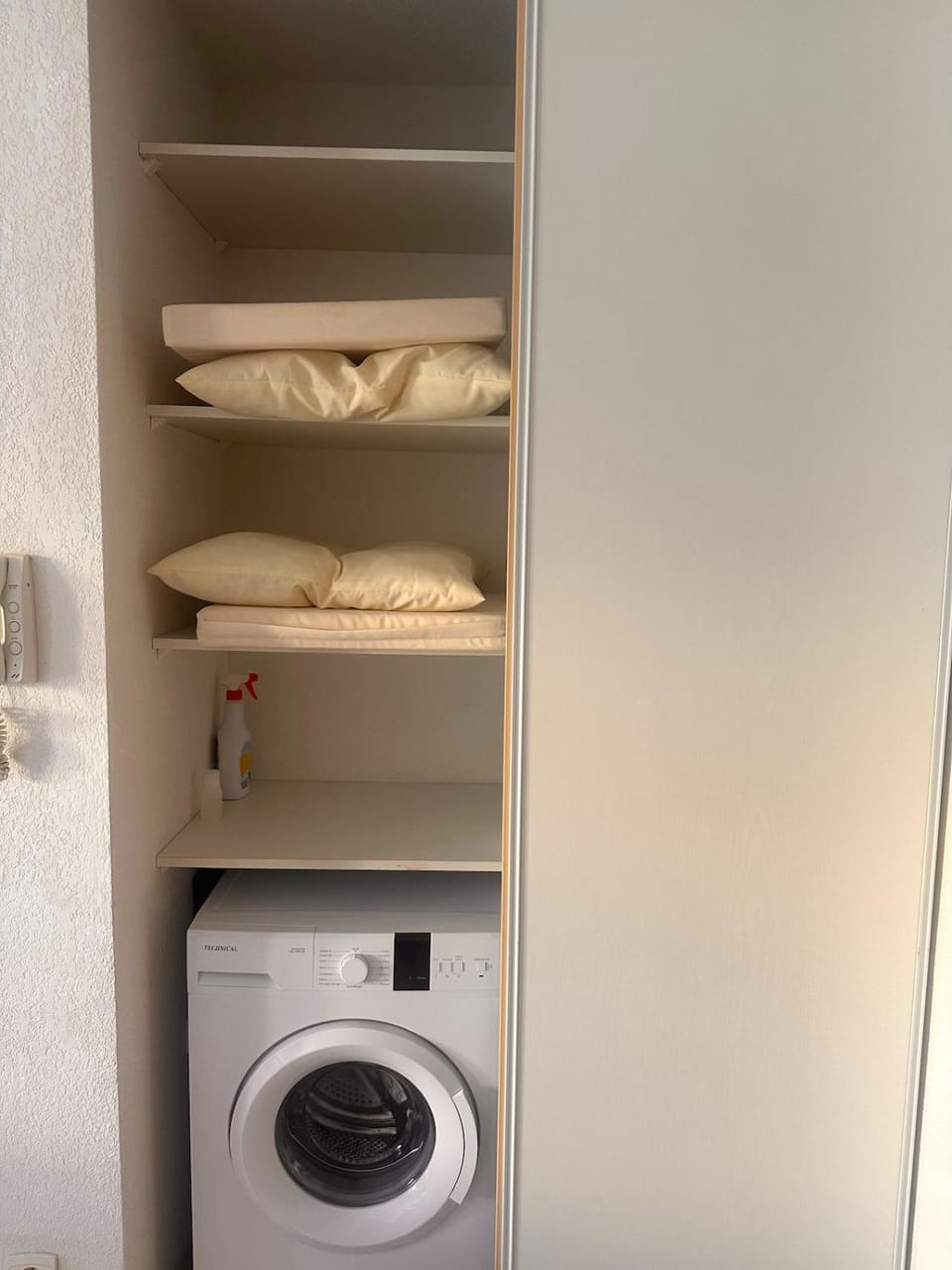 Shower, dishwasher, towels, washing machine, washing machine, washing machine