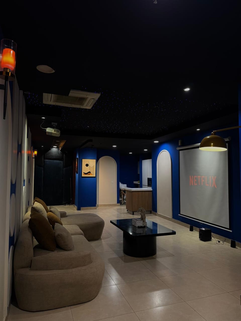 1 BR with indoor cinema, starlights & city view Apartment in Lahore