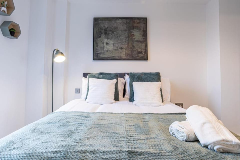 ManchesterCentral Apartment, Balcony, Old Trafford Apartment in Salford