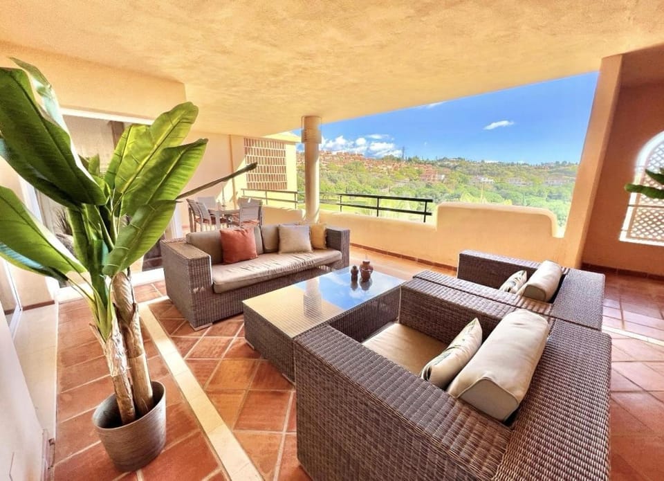 View (from property/room), Balcony/Terrace