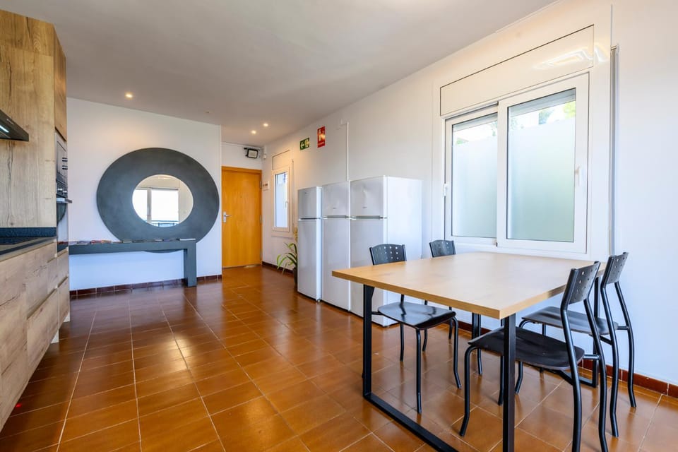 Habitacions Llançà - Serena Stays Bed and Breakfast in Alt Empordà