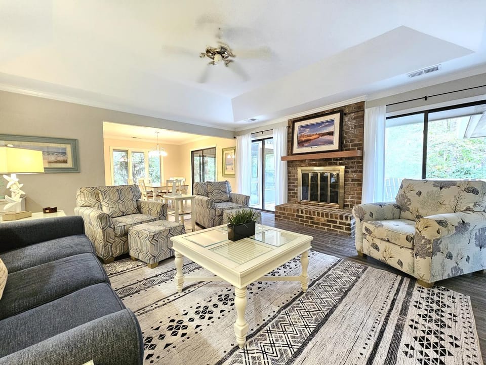 44 Old Military Road House in Hilton Head Island