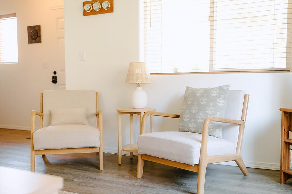 Seating area, furniture