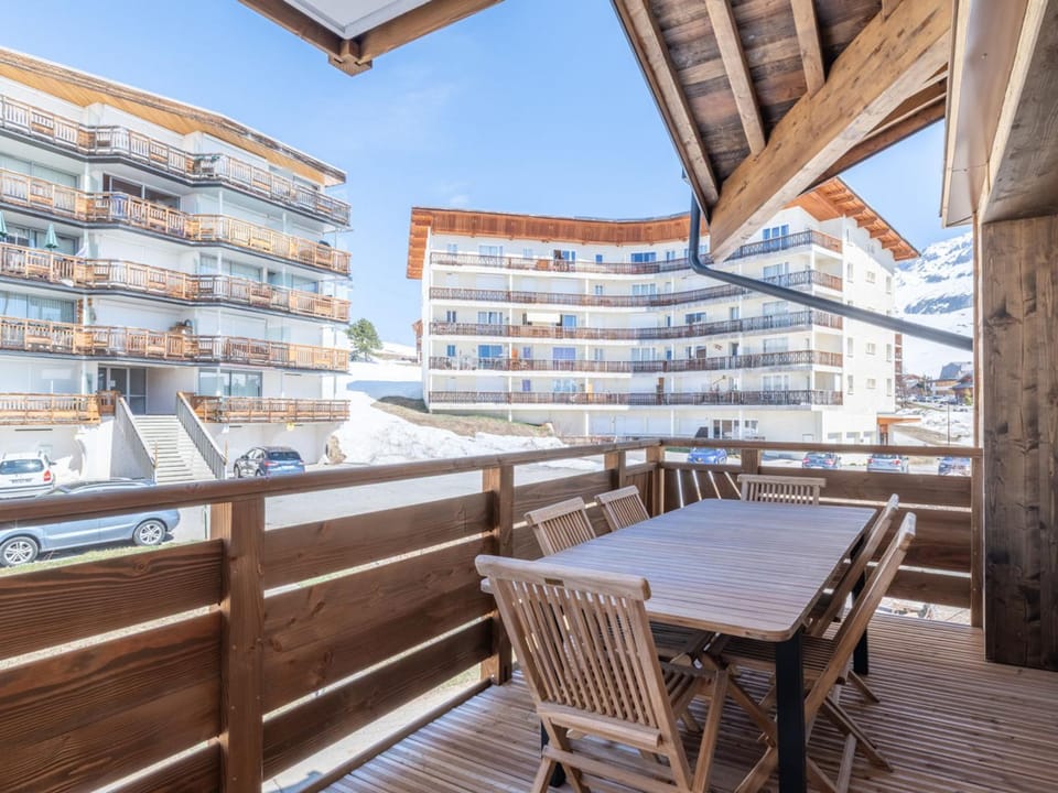 Élégant appartement retour skis aux pieds - 6 pers. - FR-1-645-111 Apartment in Huez