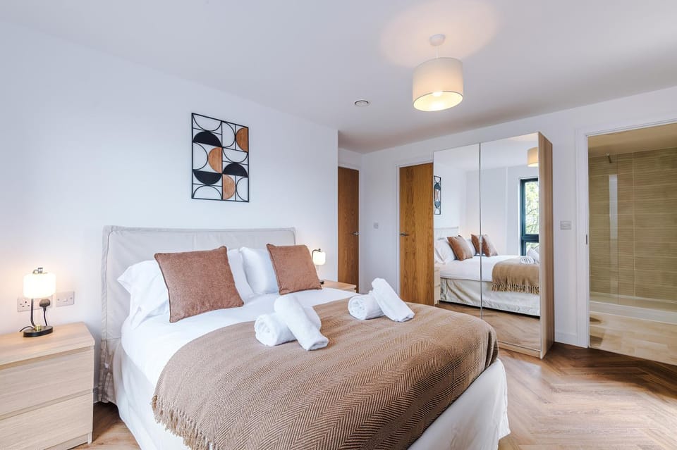 Bed, Bedroom