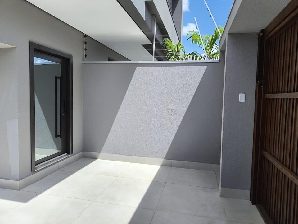 Apartamento com 1 quarto suite master com banheira loc show safra Apartment in State of Mato Grosso, Brazil