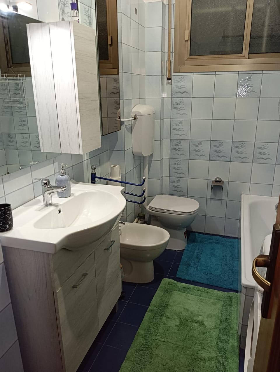Fiera Station Rooms - Affittacamere Bed and Breakfast in Bologna