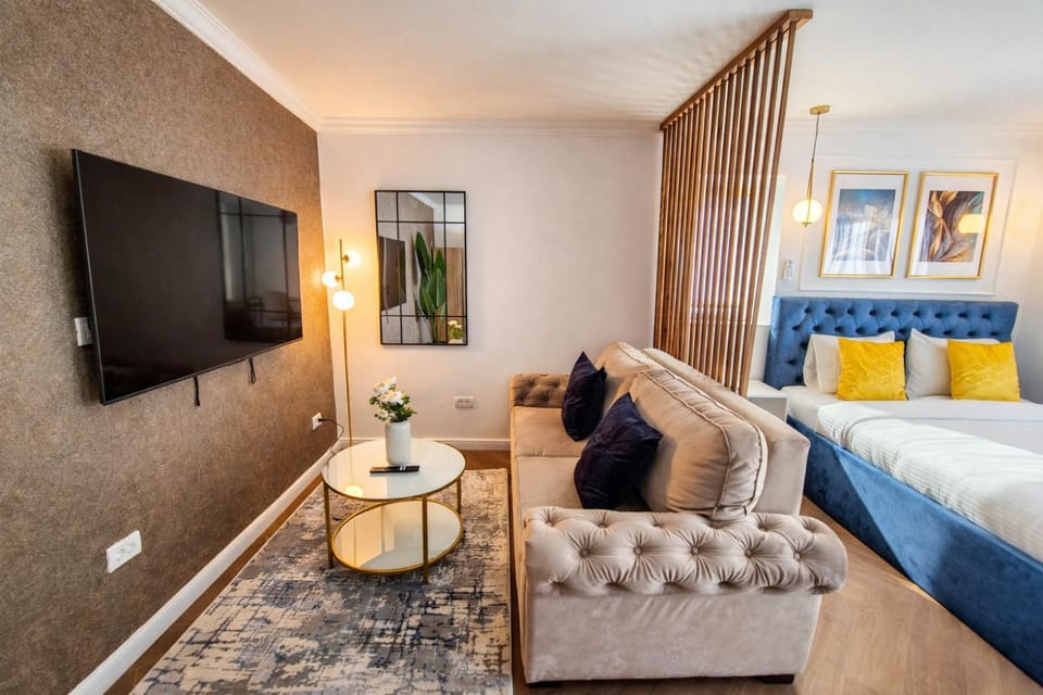 Cozy Escape near Timpuri Noi - Self Check-in Apartment in Bucharest