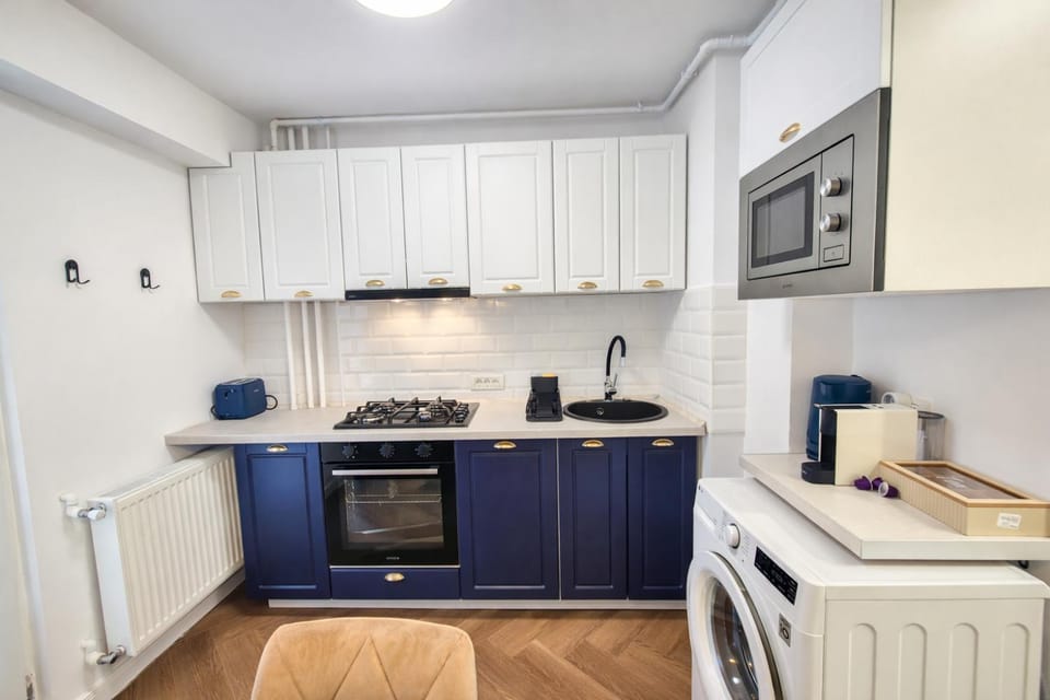 Cozy Escape near Timpuri Noi - Self Check-in Apartment in Bucharest