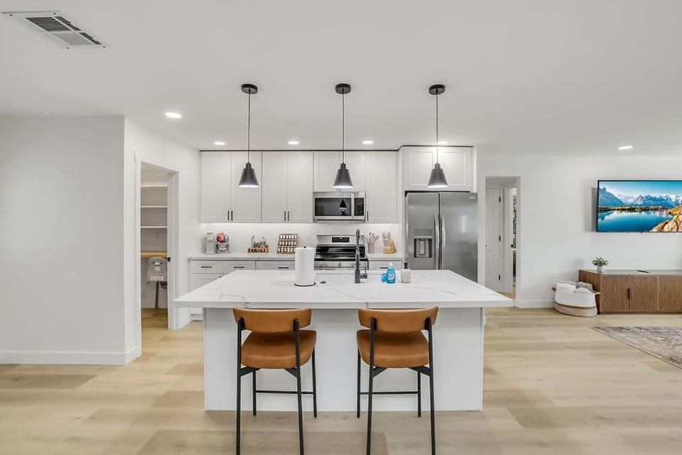 Tempe Retreat with Pool Hidden Room House in Tempe