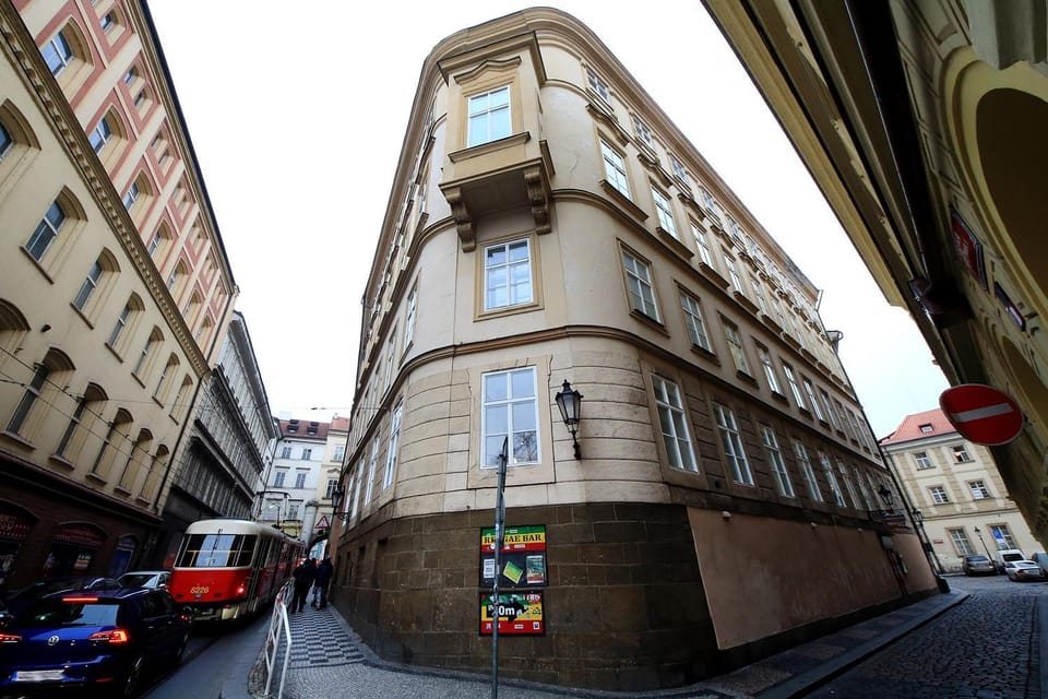 Property building, Facade/entrance
