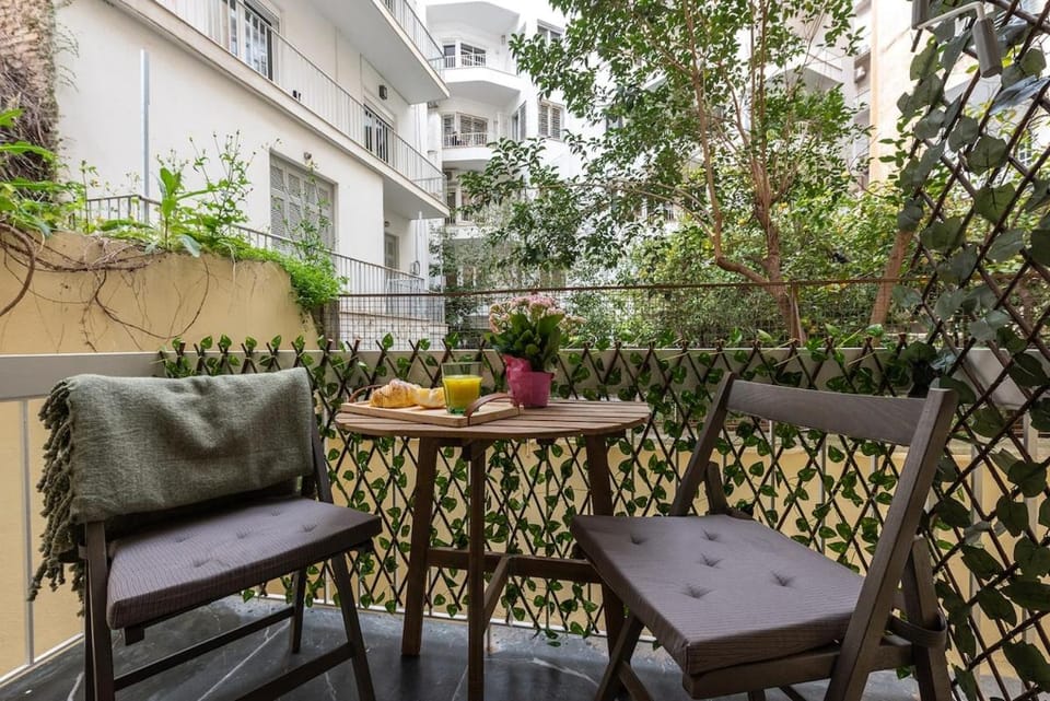 The Athenian Atelier - Kolonaki Sqr Apartment in Athens