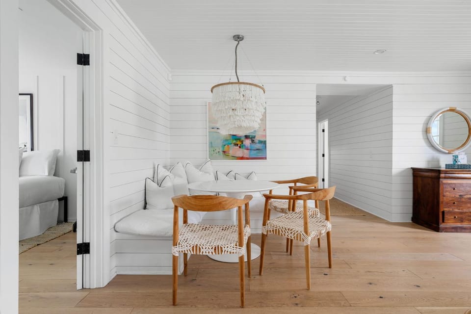 Beach Bungalow Lower Unit Steps from Shore Apartment in Isle of Palms