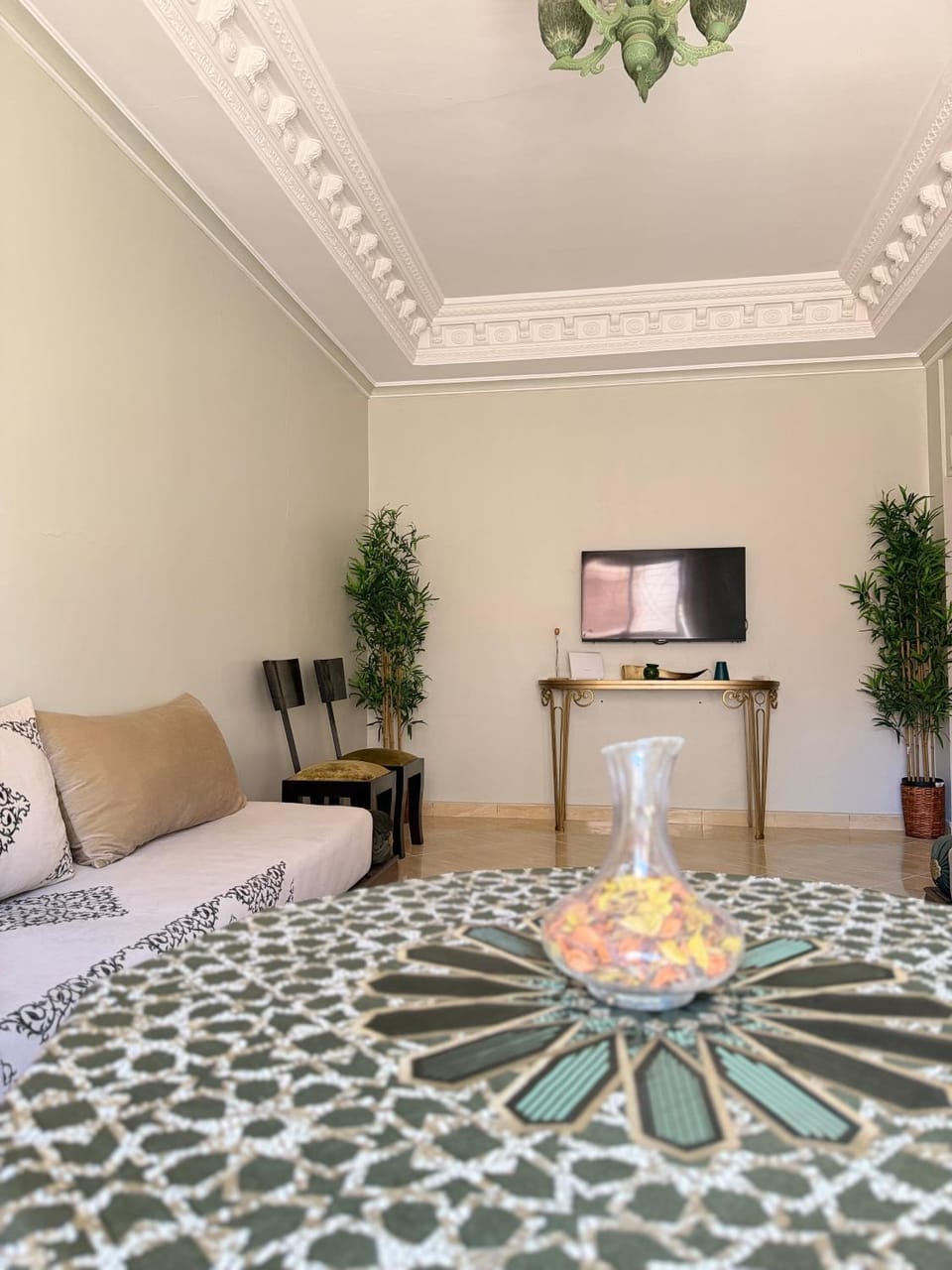 Communal lounge/ TV room, Living room, Seating area