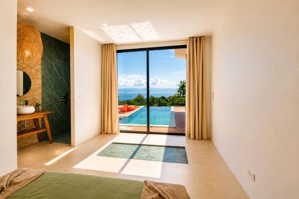 Bedroom, Sea view