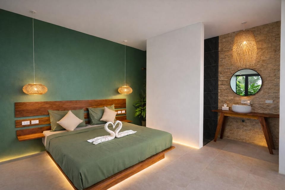 Bed, Photo of the whole room, Bedroom, towels