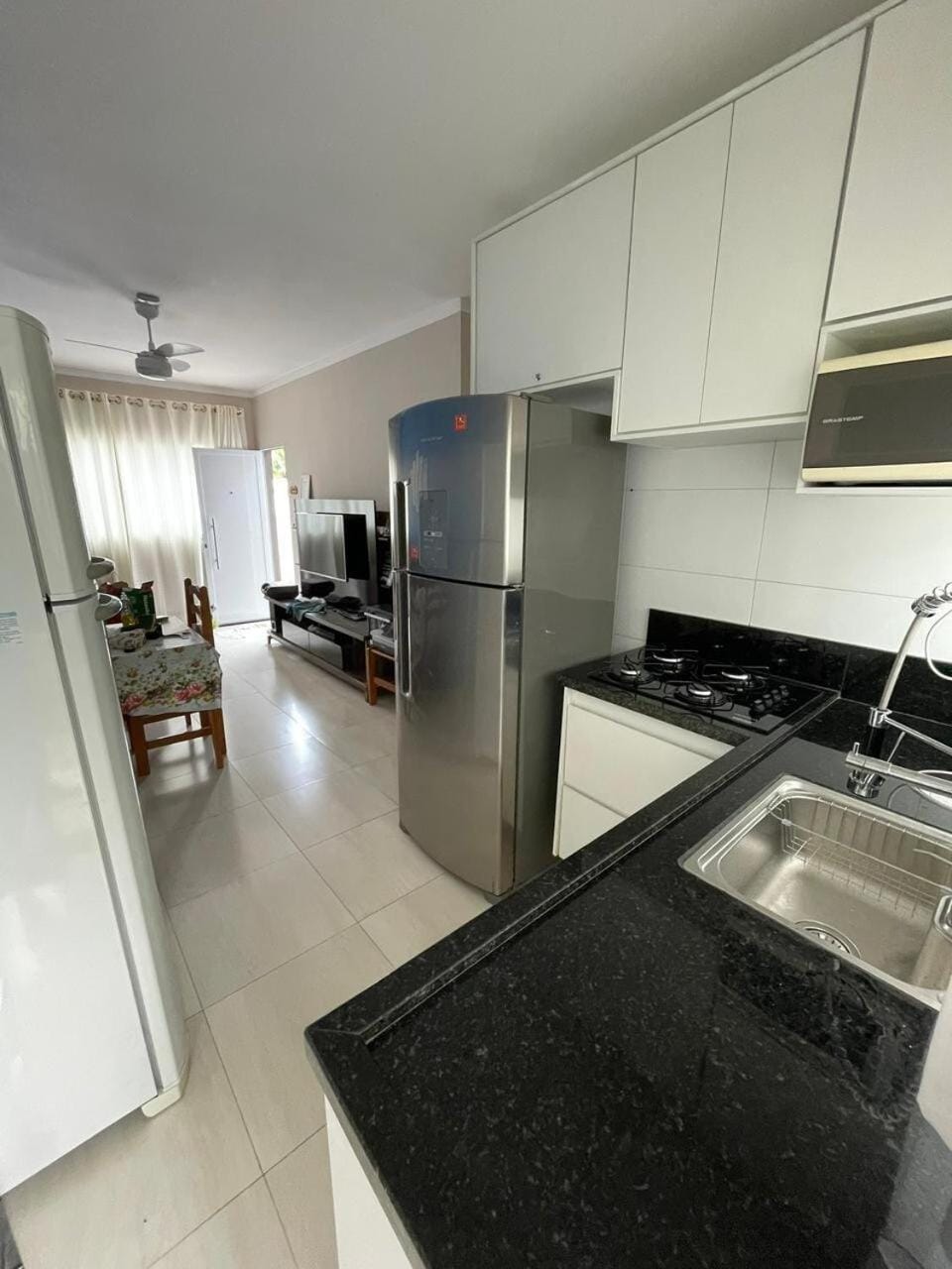 SOBRADO em BORACÉIA House in Bertioga