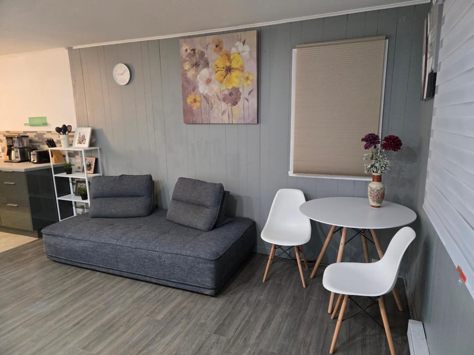Brossard home2 Vacation rental in Brossard