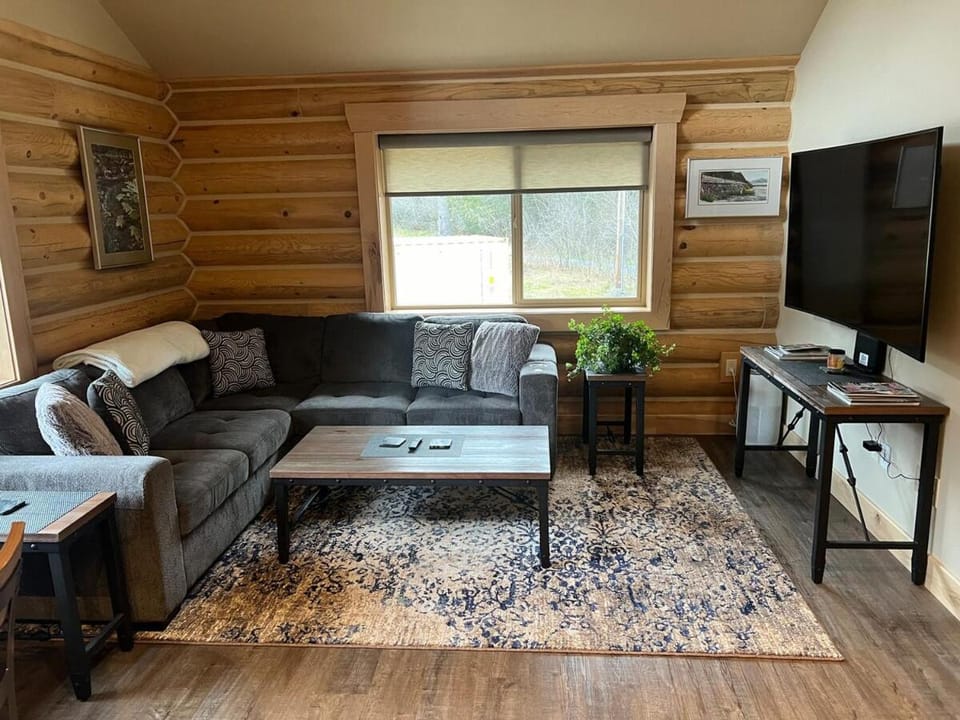 Clear Creek Cabins Cabin in Alaska