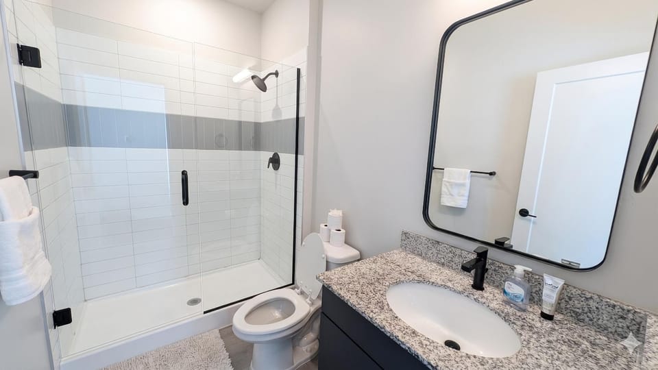 Central SLC Studio Fast WiFi Free Parking Apartment in Salt Lake City