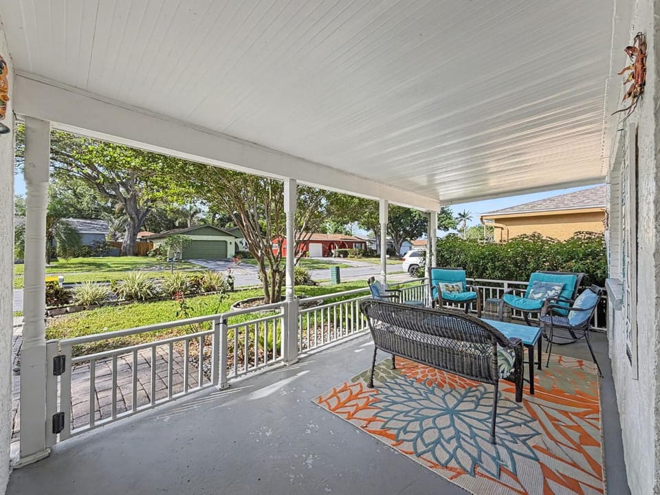Private Pool Retreat Near Beaches Downtown St Pete House in Pinellas Park
