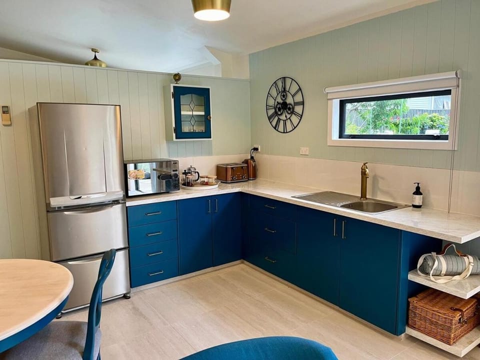 The Shipshak Inlet Escape No cleaning fee Apartment in Bay Of Plenty