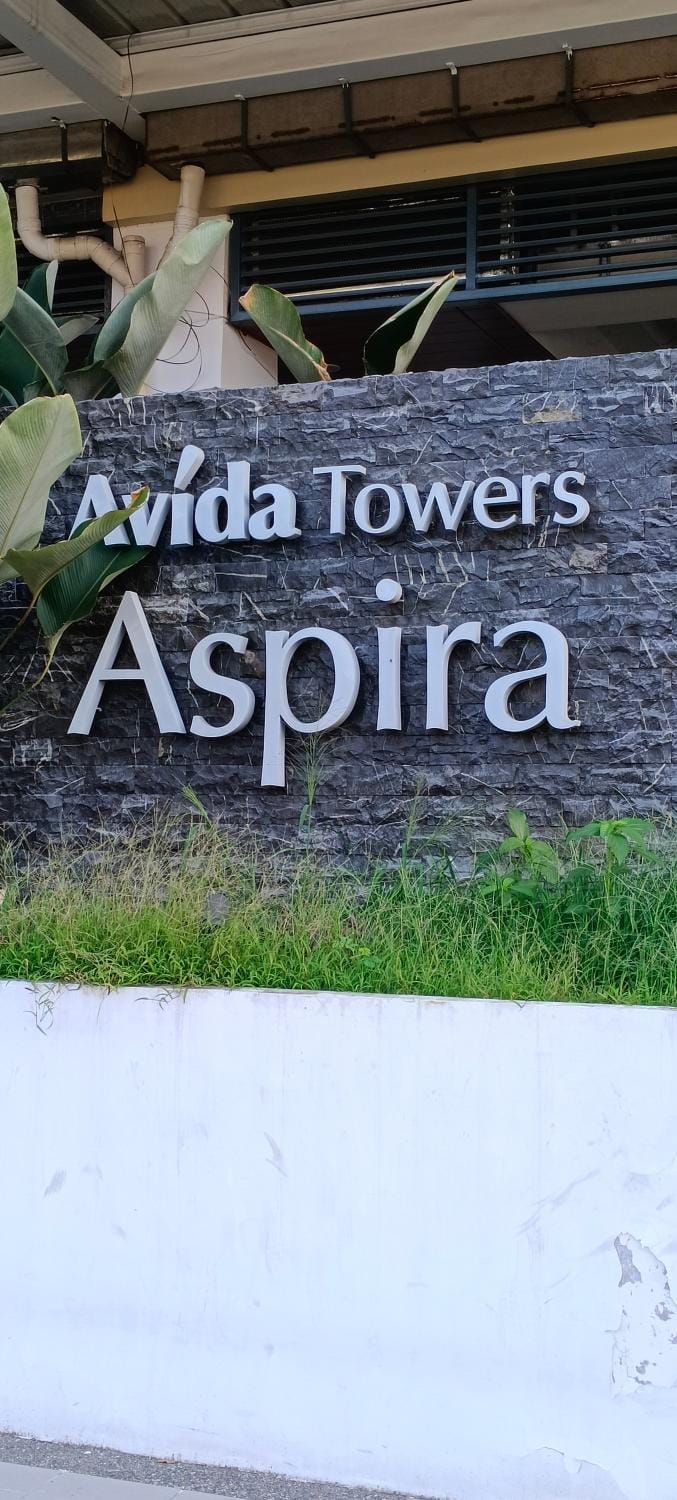 Property building, Street view