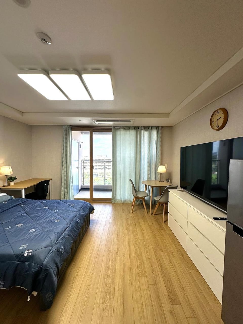 Cozy Condo in Clark Near Airport Pet Friendly Apartment in Angeles
