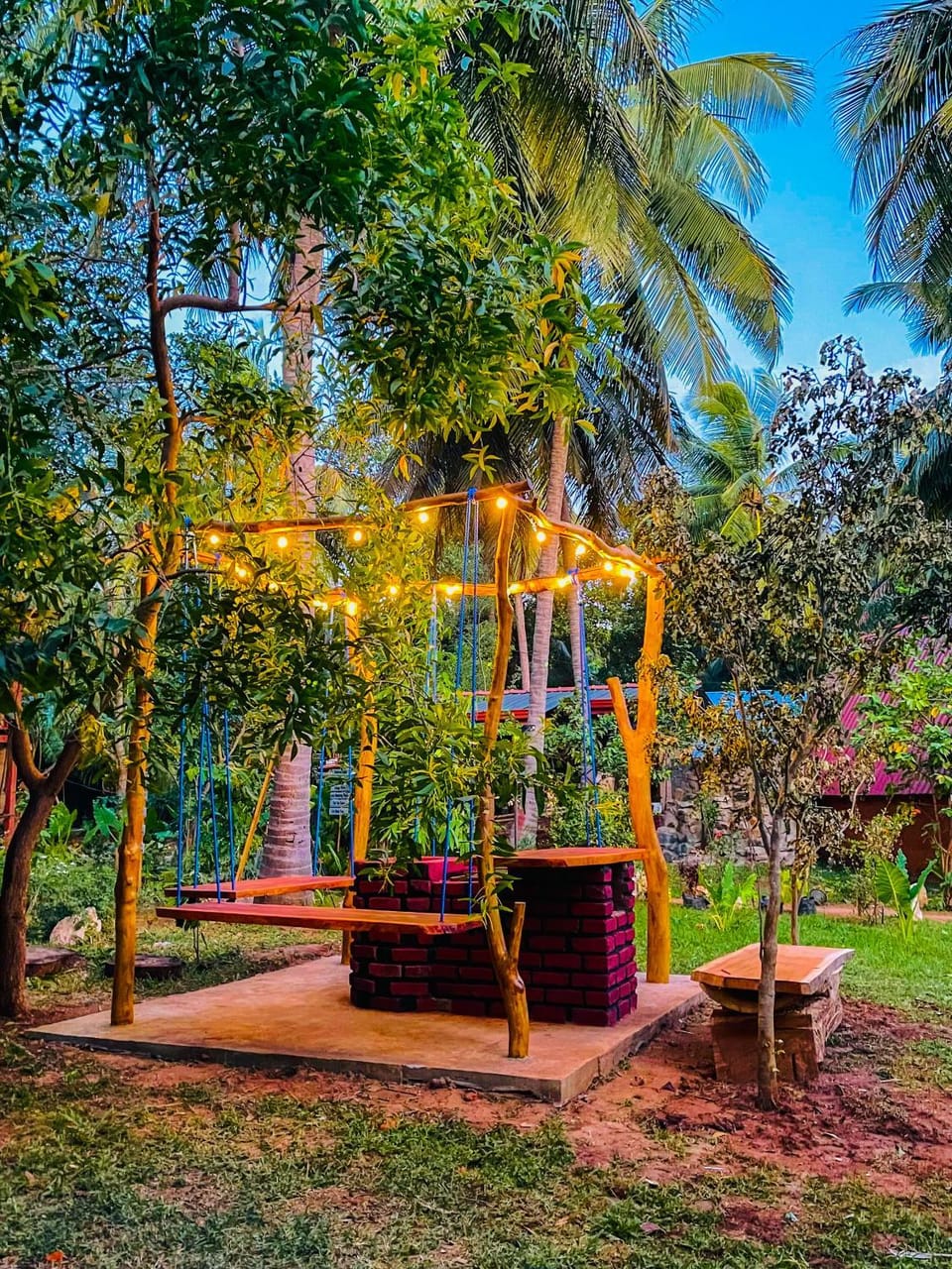 Communal lounge/ TV room, Spring, Day, Natural landscape, Children play ground, Garden, Evening entertainment